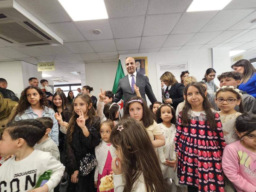 Reception on the occasion of the Feast of Eid al-Fitr 1446 H: a fraternal meeting embodying the spirit of cohesion between the Algerian community and the Consulate General