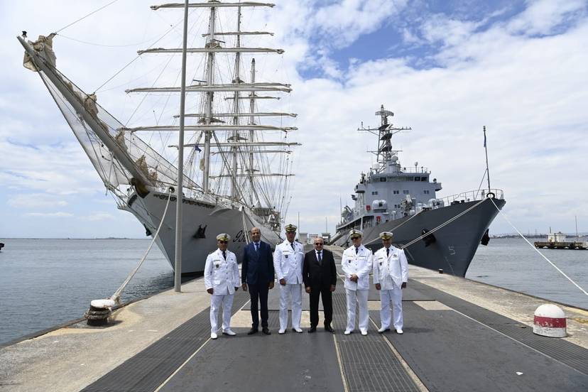 Strengthening maritime cooperation between Algeria and Italy: the ships “El Moulah” and “El Somam” arrive at the port of Taranto as part of a friendship and cooperation visit